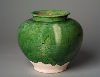 緑釉瓶（陶器） 作： Tang Dynasty Chinese School