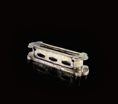 茶挽き器、内接Xiantong、13年目、872に対応 作： Tang Dynasty Chinese School