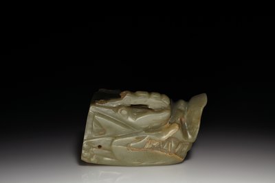 The Junkunc Jade Dragon Head (jade) 作： Tang Dynasty Chinese School