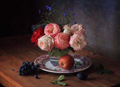  作： Tatyana Skorokhod