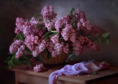  作： Tatyana Skorokhod