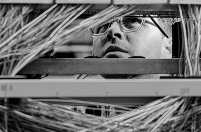 ベリンガムにあるPacTel aka Pacific Telephoneの電話機器メンテナンス... 作： Ted Spiegel