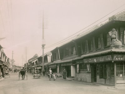1900～1915年頃の神戸・元町の商店街（写真）。 作： Teijiro Takagi