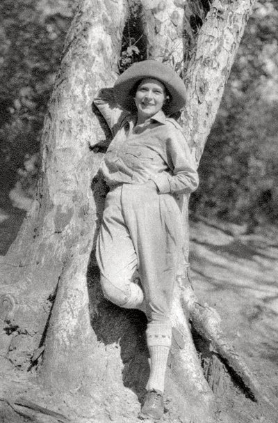 ステラコートトリート、イギリスの冒険家、作家、映画製作者、マエレレス、タンガニーカ、1925年1927年。 作： Thomas A. Glover