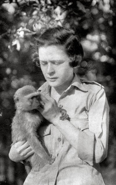 ステラコートトリートと彼女の猿のキマ、ドドマからモンガラ、東アフリカ、1925年1927年 作： Thomas A. Glover