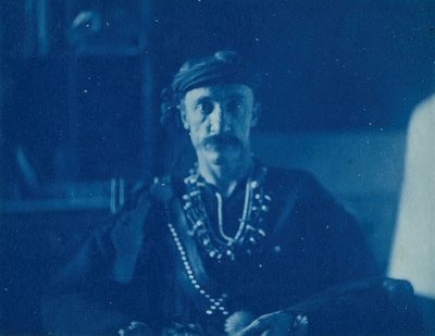 フランク・ハミルトン・クッシング、1895年。 作： Thomas Eakins
