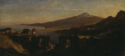 エトナ山 (煙) とタオルミーナ、シチリア島のギリシャ劇場の遺跡からの眺め 作： Thomas Hiram Hotchkiss