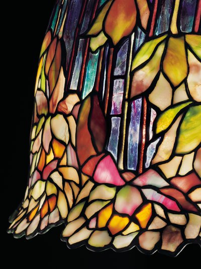 「池のユリ」テーブルランプ、1903年頃 作： Tiffany Studios