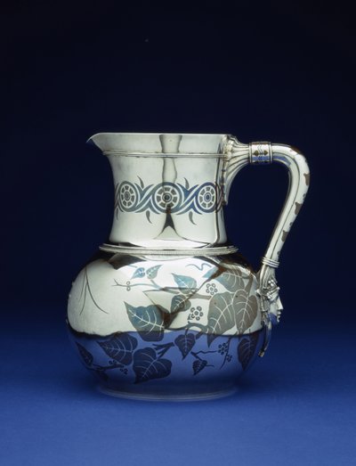 混合金属製ピッチャー（ティファニー、ニューヨーク、1877年頃 作： Tiffany and Company