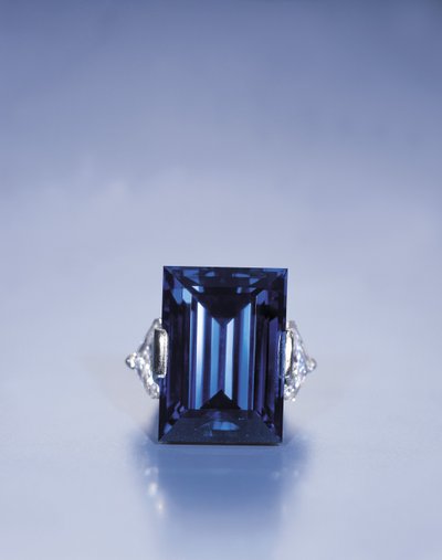 The Rockefeller Sapphire（ダイヤモンド、サファイア、プラチナ 作： Tiffany and Company