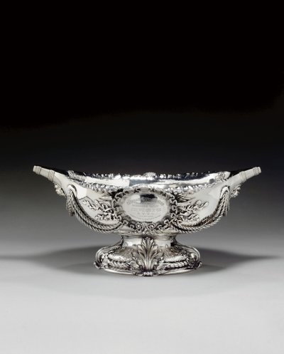 ヨットトロフィーのセンターピース 作： Tiffany and Company