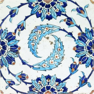 17世紀初頭、らせん状の花をモチーフにしたイズニク陶器タイル（セラミック） 作： Turkish School