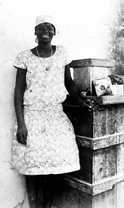 19322 HAITI Akassanの小商人が茹でた？がベース。 作： Unbekannt