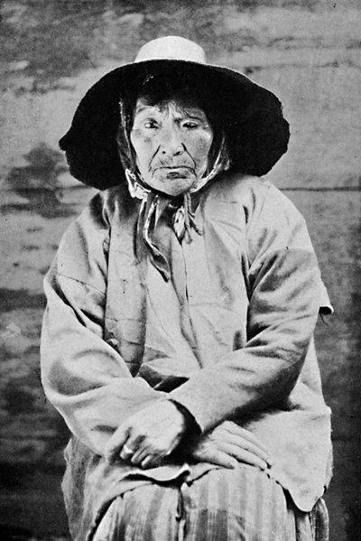 アラスカのトリンギット族の女性、1912年 作： Unbekannt