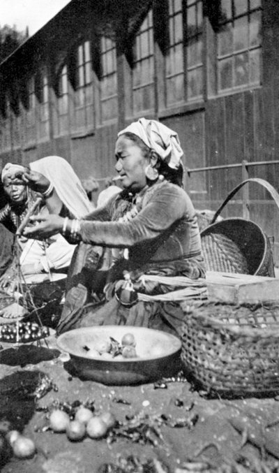 インド、西ベンガル州ダージリンのバザー、c1910 作： Unbekannt