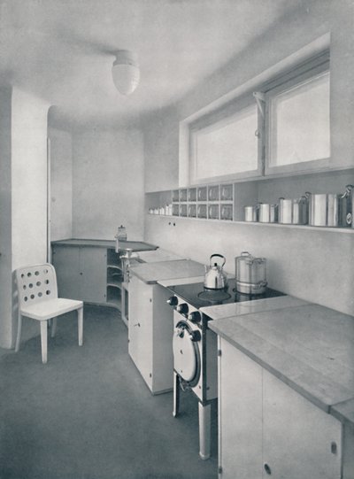 1935年にウィーンのOswald Haerdtl教授が設計したキッチン 作： Unbekannt