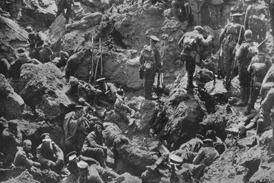 1915年にイギリスが採掘して捕獲した注目に値する戦争写真 作： Unbekannt