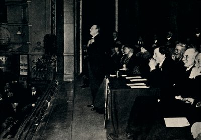 フィンズベリーパークでの公開会議の演説、1924年、1945年。 作： Unbekannt