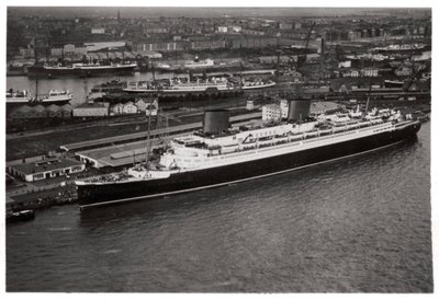 ツェッペリンからのドイツ、ブレーメン港とライナーヨーロッパの航空写真、c1931 1933 作： Unbekannt