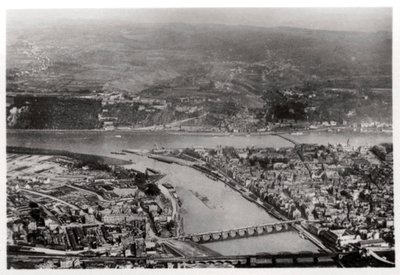 ツェッペリン帝国、1933年からのドイツ、ライン=プランティナート、コブレンツの航空写真 作： Unbekannt