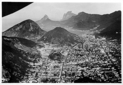 1930年にツェッペリンから見たブラジル、リオデジャネイロの航空写真、1933年 作： Unbekannt