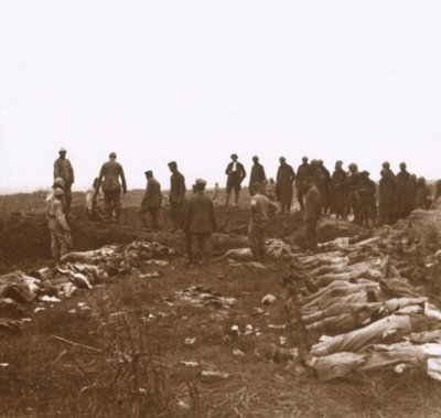 攻撃後、フランス北部のドンピエール、c1914-c1918 作： Unbekannt