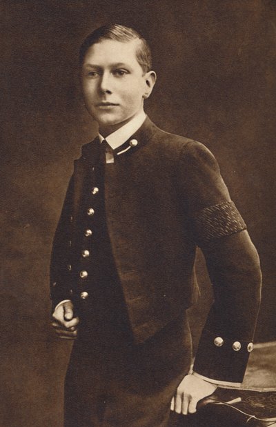 16歳-アルバート王子、オズボーン海軍士官候補生、1910年、1937年 作： Unbekannt