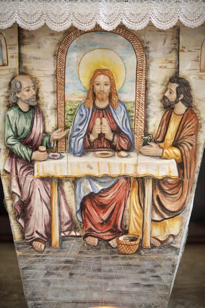 エマオの巡礼者たちとイエスを描いた祭壇（イタリア、デプレッサ 作： Unbekannt