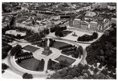ツェッペリン、1933年1933年からドイツ、ミュンヘン、ケーニヒスプラッツの航空写真 作： Unbekannt