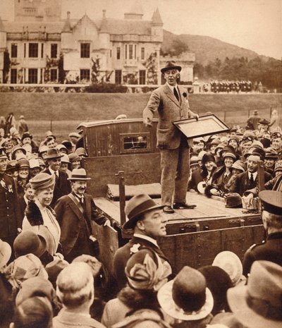 バルモラルでの慈善オークション、1930年代1935 作： Unbekannt