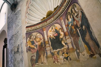 イタリア、アオスタ。聖ルチアの祭壇。フレスコ画。 作： Unbekannt