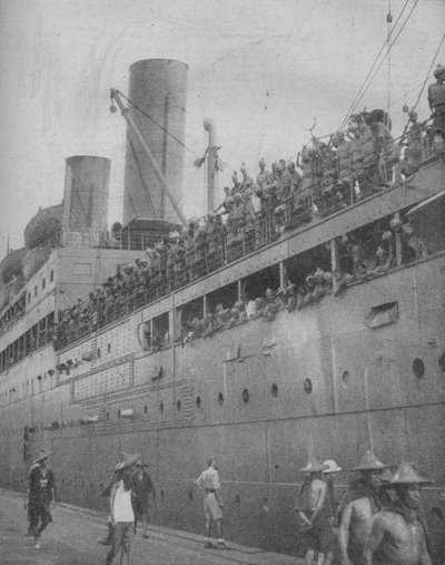シンガポールには、1941年に大きな要塞港の防衛に参加するためにインド軍が到着しました。 作： Unbekannt