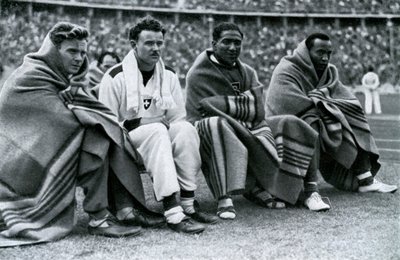 選手、フランクワイコフ、ポールハンニ、ラルフメトカーフ、ジェシーオーエンス、ベルリンオリンピック、1936年 作： Unbekannt