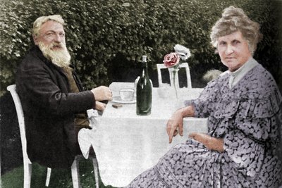 オーギュストロダン-ムードンの庭にいるロダンと妻、c1925 作： Unbekannt