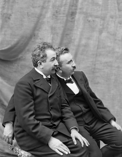 オーギュストとルイルミエール、1895年。 作： Unbekannt