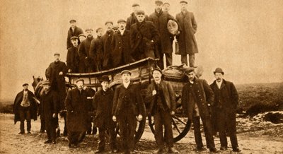 土地に戻る、1905、1933。 作： Unbekannt