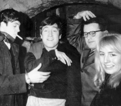 ビートルズ ジョン・レノンとポール・マッカートニー、キャバーンクラブにて 1960年頃 作： Unbekannt