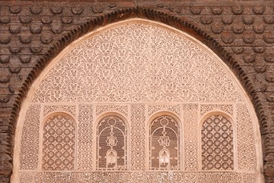 Ben Youssef Medersaはモロッコ最大のMedersaで、元々はAbou el Hassanの下で設立された宗教学校で、モロッコのマラケシュにある。 作： Unbekannt