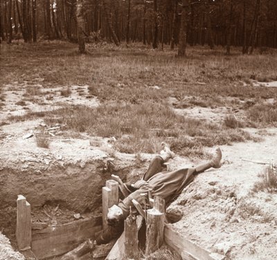 死んだ兵士の遺体、フランス北部のアルゴンヌ、c1914-c1918 作： Unbekannt