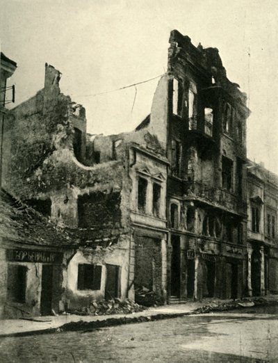 セルビアベオグラードの爆撃された建物、第一次世界大戦、1915年10月、c1920。 作： Unbekannt