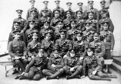 刑務所船ロイヤルエドワードのイギリス軍は1914年11月、サウスエンドのすぐ沖に係留 作： Unbekannt