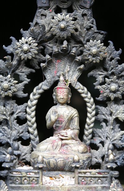 黄金寺院の仏陀（ネパール・パタン 作： Unbekannt