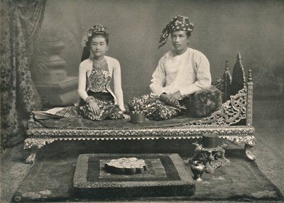 ビルマの王子と王女、1900年。 作： Unbekannt