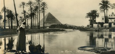 カイロ-ピラミッド付近の洪水時間、c1918-c1939。 作： Unbekannt
