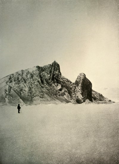 ケープバーン。右前景の柱はVolcanic、c1908、1909です。 作： Unbekannt