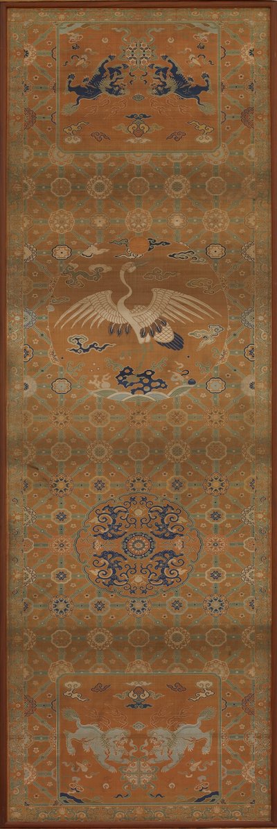 鶴、獅子、龍、縁起の良いシンボルが描かれた椅子カバー、清王朝、18世紀。 作： Unbekannt