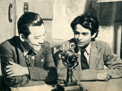 中国がロンドンでセイロンと出会う-シャオチエンとJMタンビムトゥ、1942年 作： Unbekannt