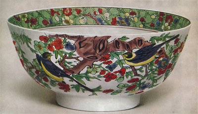 中国の磁器ボウル。ファミールヴェルテ。カン・シーの時代、1662-1722、1928。 作： Unbekannt
