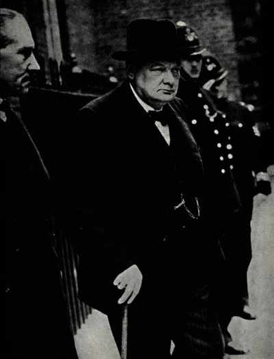 首相としてのチャーチル、1940年、1945年。 作： Unbekannt