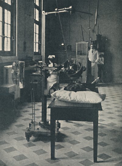 Crookes、Rontgen、Finsen-驚異的なX線装置の使用、c1925 作： Unbekannt